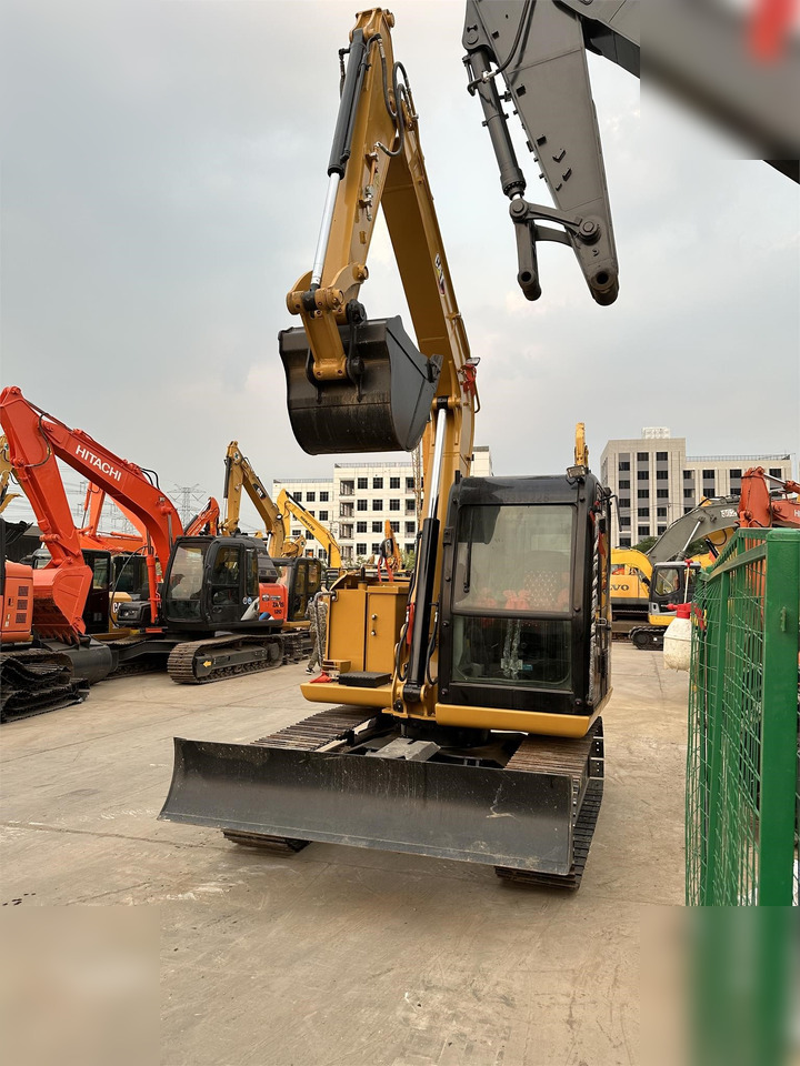 CATERPILLAR 307E2 - Kettenbagger: das Bild 4 CATERPILLAR 307E2 - Kettenbagger: das Bild 4
