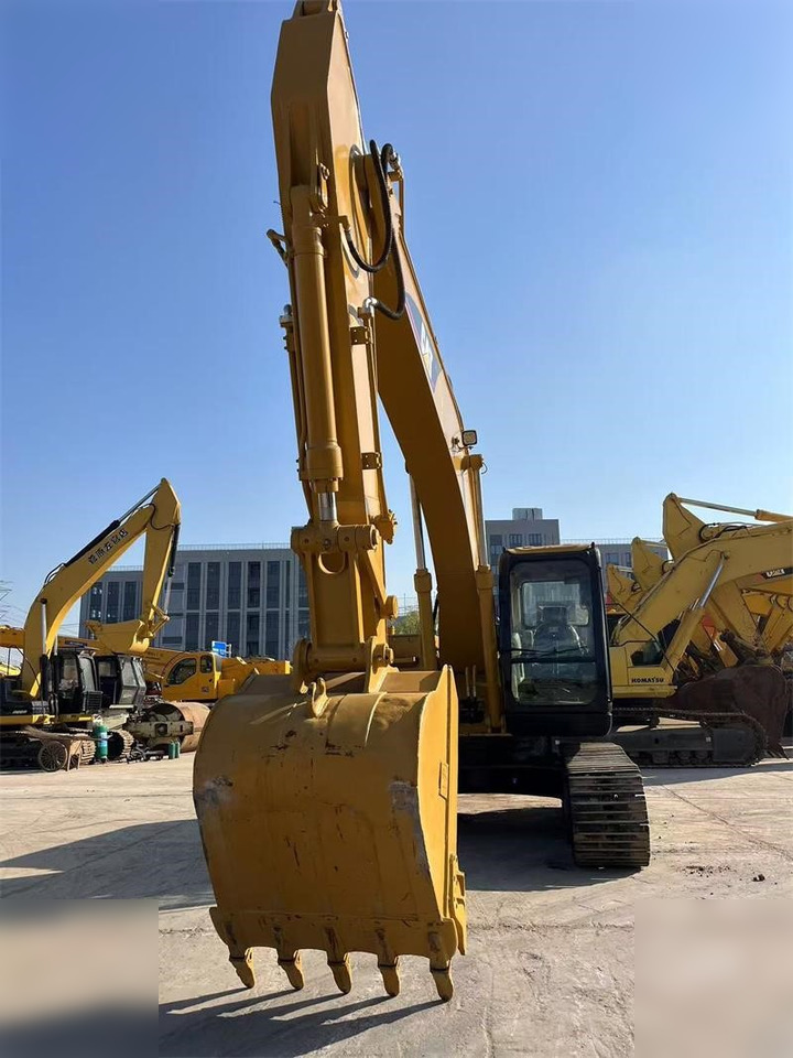 CATERPILLAR 320CL - Kettenbagger: das Bild 3 CATERPILLAR 320CL - Kettenbagger: das Bild 3