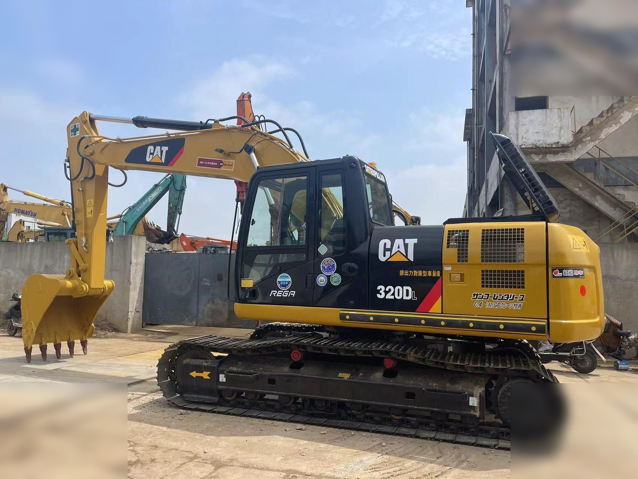 CATERPILLAR 320DL - Kettenbagger: das Bild 1 CATERPILLAR 320DL - Kettenbagger: das Bild 1