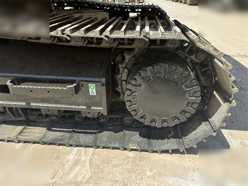 CATERPILLAR 323DL - Kettenbagger: das Bild 5 CATERPILLAR 323DL - Kettenbagger: das Bild 5