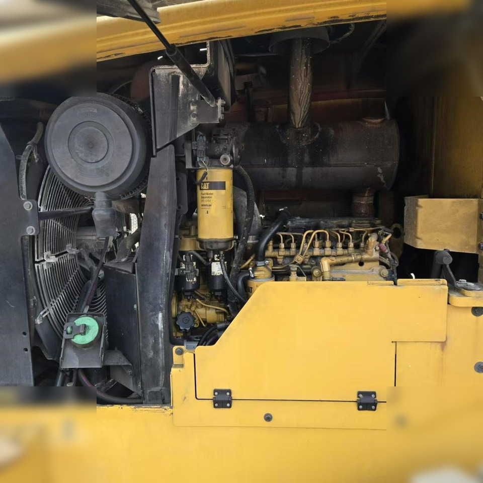 Radlader CATERPILLAR 924K: das Bild 8