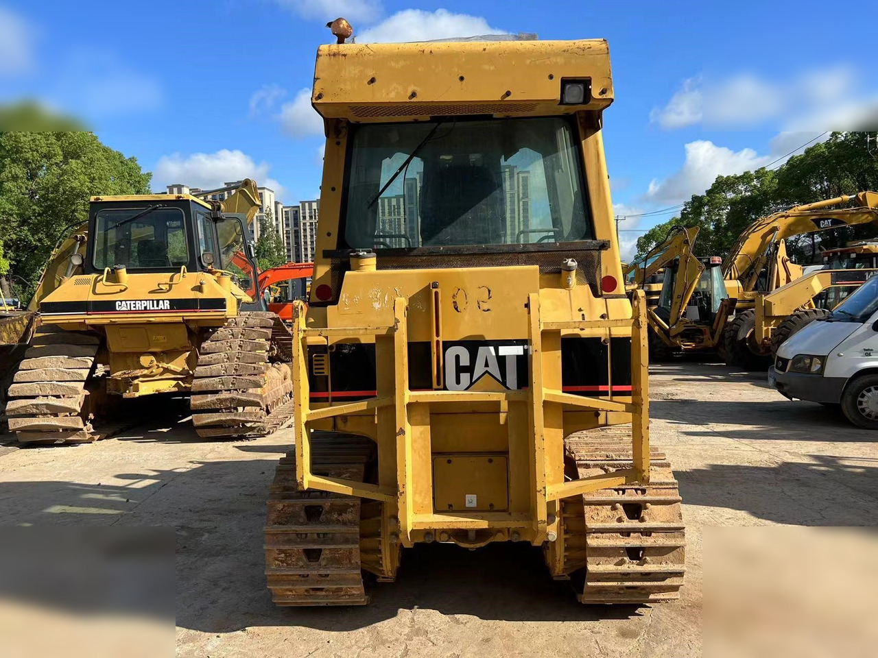 CATERPILLAR D5G XL - Bulldozer: das Bild 4 CATERPILLAR D5G XL - Bulldozer: das Bild 4