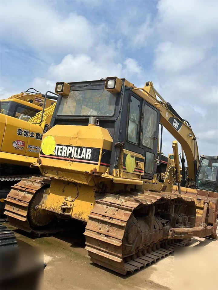 CATERPILLAR D6G - Bulldozer: das Bild 4 CATERPILLAR D6G - Bulldozer: das Bild 4