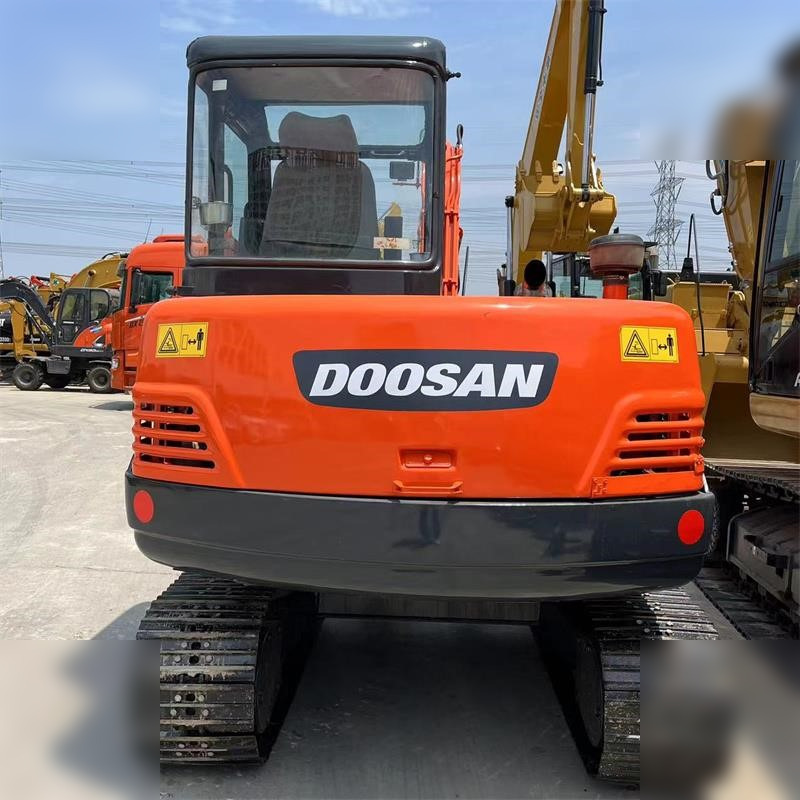 DOOSAN DH55-V - Minibagger: das Bild 4 DOOSAN DH55-V - Minibagger: das Bild 4
