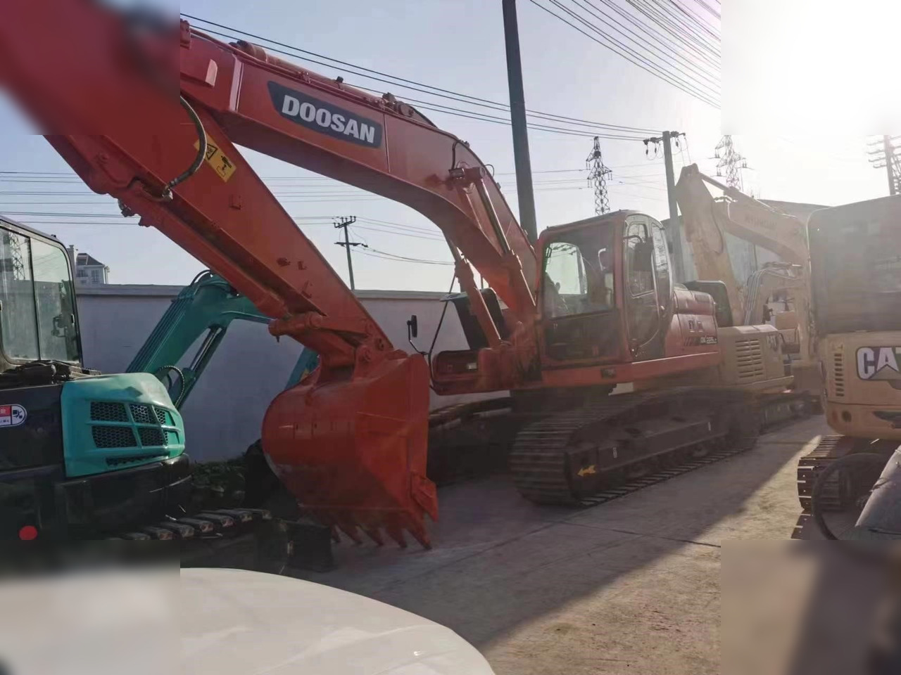 DOOSAN DX225 LC-5 - Kettenbagger: das Bild 3 DOOSAN DX225 LC-5 - Kettenbagger: das Bild 3