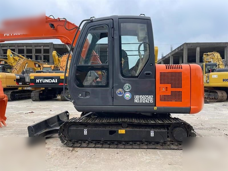 HITACHI ZX60 - Kettenbagger: das Bild 4 HITACHI ZX60 - Kettenbagger: das Bild 4