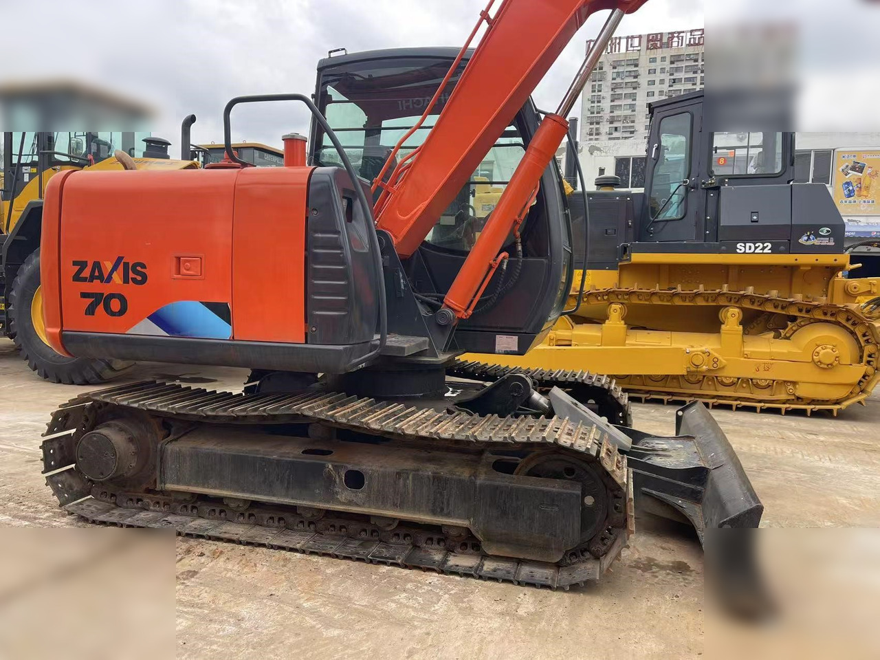 HITACHI ZX70 - Kettenbagger: das Bild 5 HITACHI ZX70 - Kettenbagger: das Bild 5