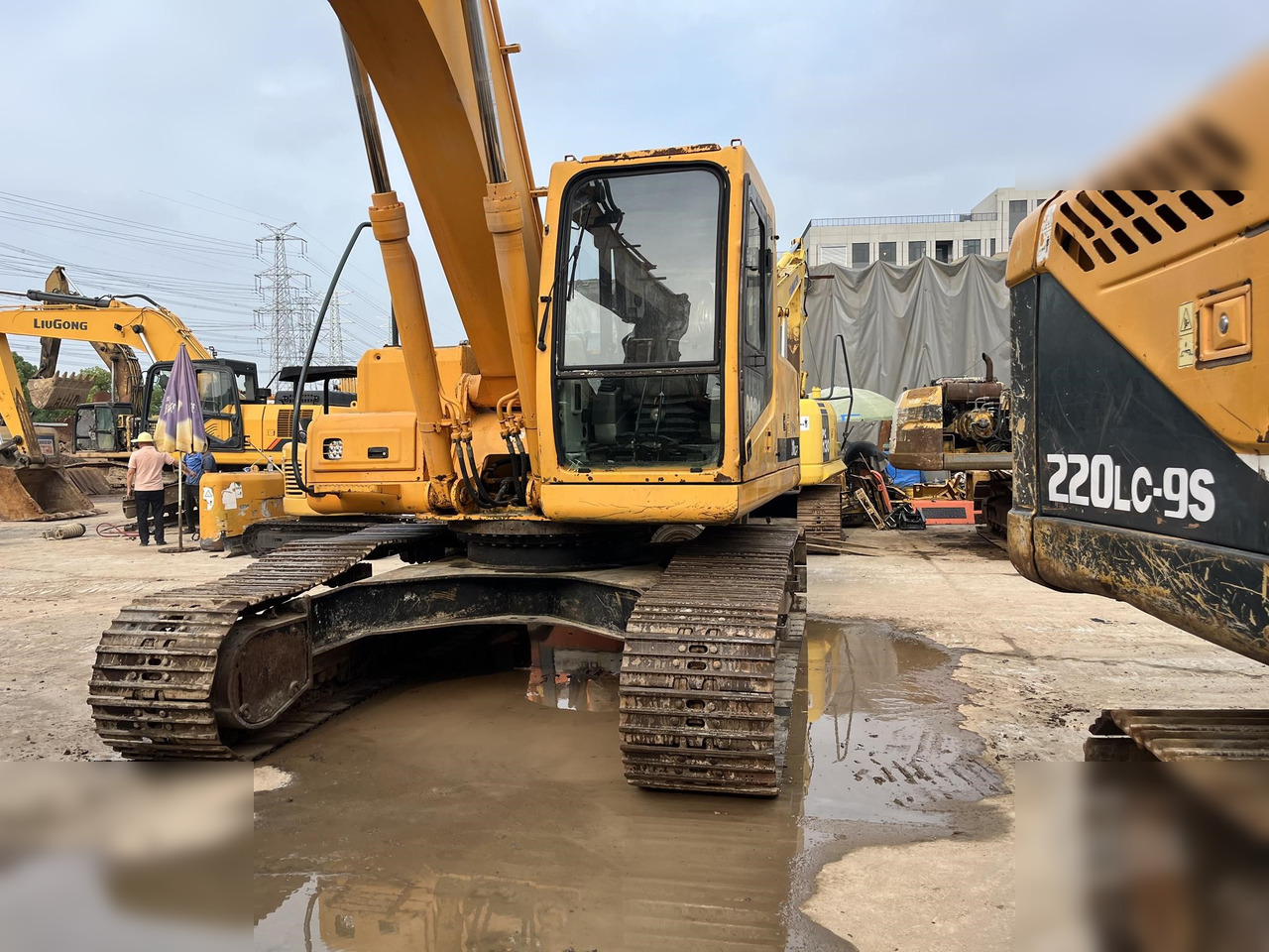 HYUNDAI ROBEX 210 LC-7 - Kettenbagger: das Bild 2 HYUNDAI ROBEX 210 LC-7 - Kettenbagger: das Bild 2