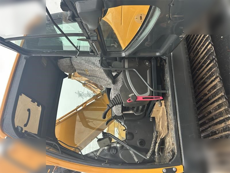 Kettenbagger HYUNDAI ROBEX 220 LC-9S: das Bild 8