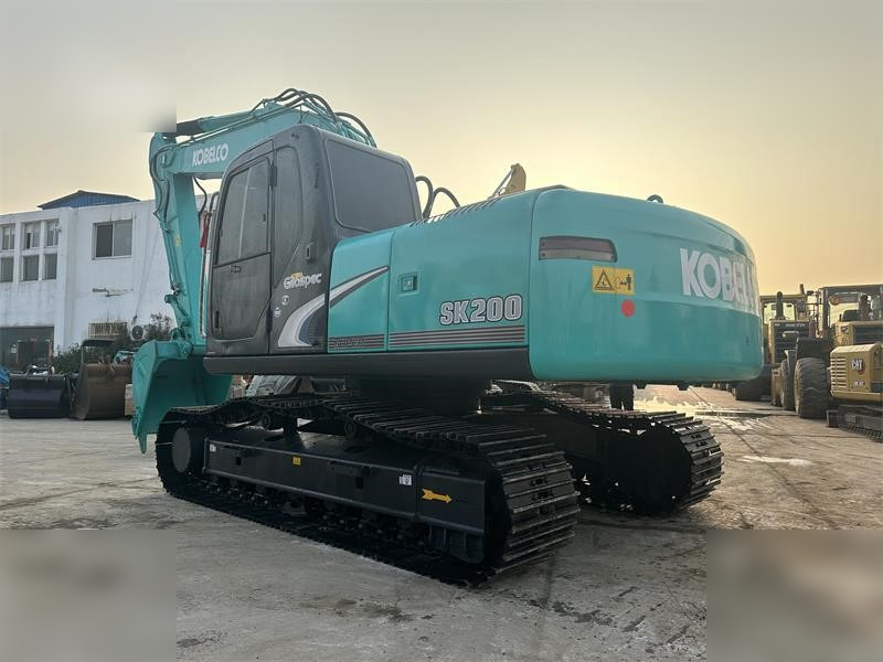 KOBELCO SK200-6E - Kettenbagger: das Bild 3 KOBELCO SK200-6E - Kettenbagger: das Bild 3