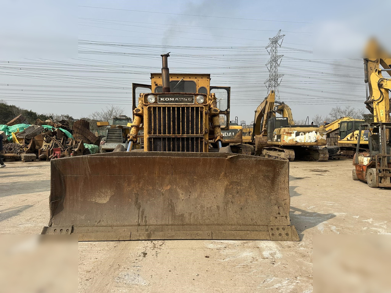 KOMATSU D85-18 - Bulldozer: das Bild 3 KOMATSU D85-18 - Bulldozer: das Bild 3