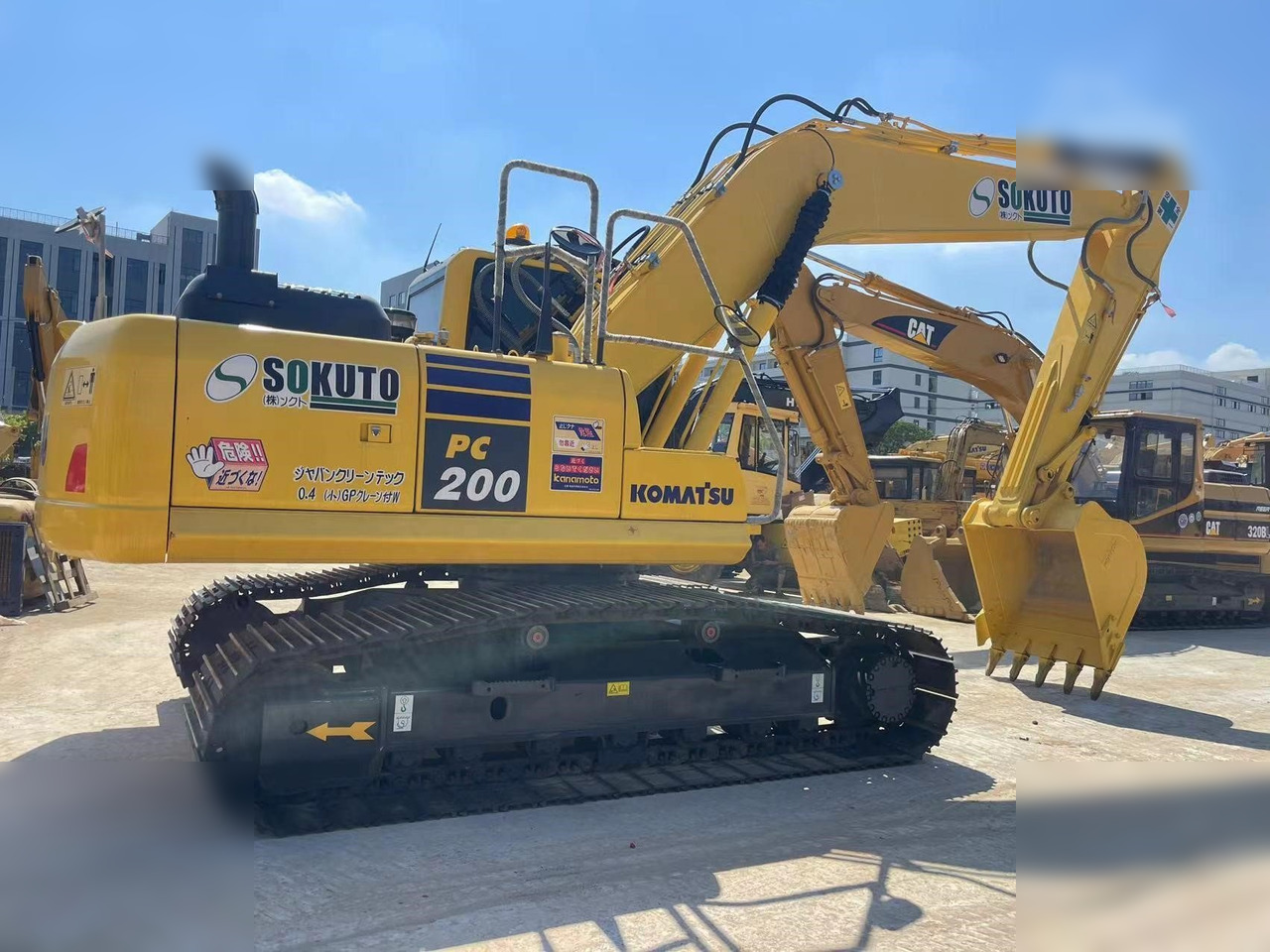 KOMATSU PC200-8 - Kettenbagger: das Bild 2 KOMATSU PC200-8 - Kettenbagger: das Bild 2