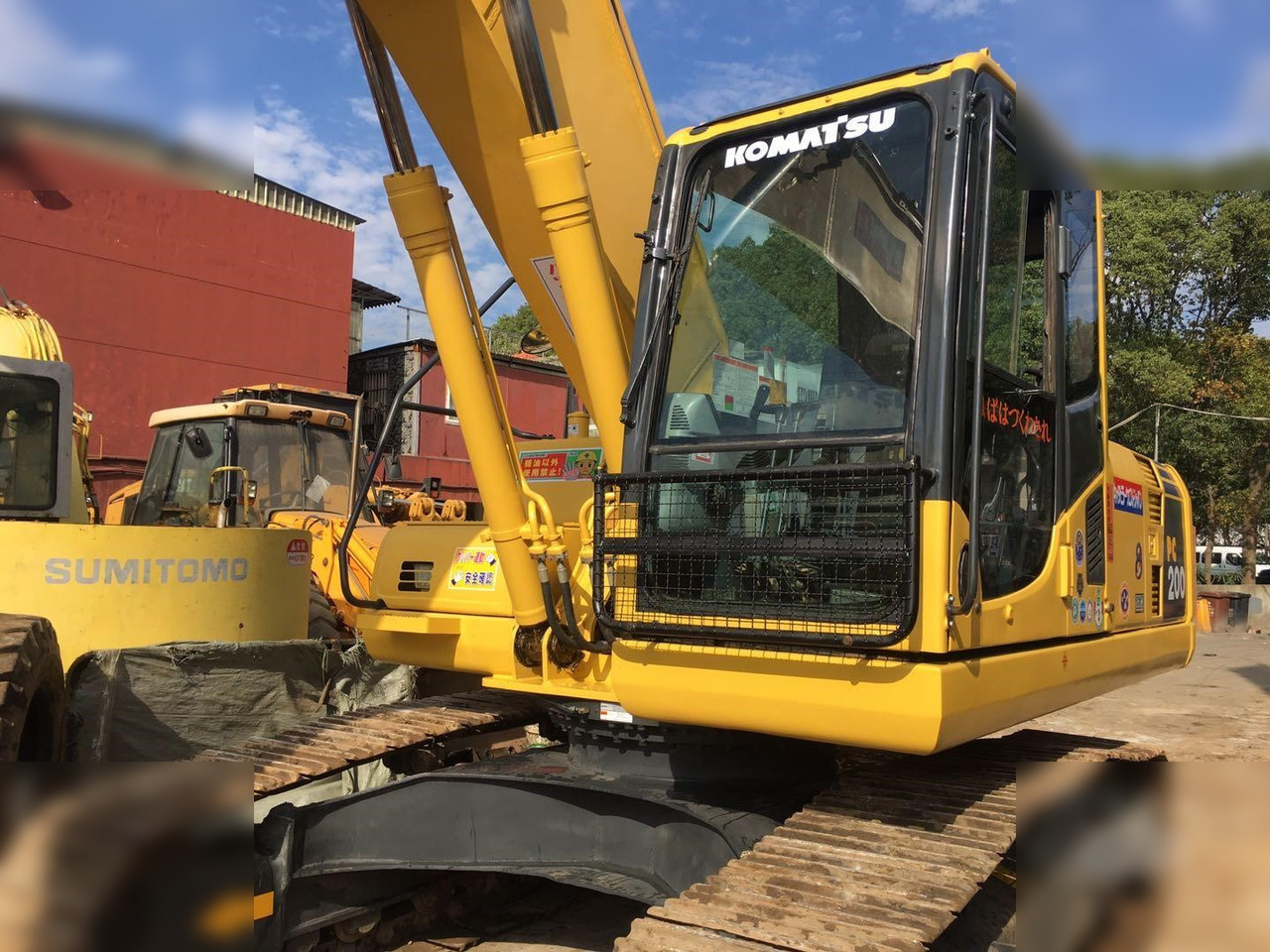 KOMATSU PC200-8N1 - Kettenbagger: das Bild 1 KOMATSU PC200-8N1 - Kettenbagger: das Bild 1