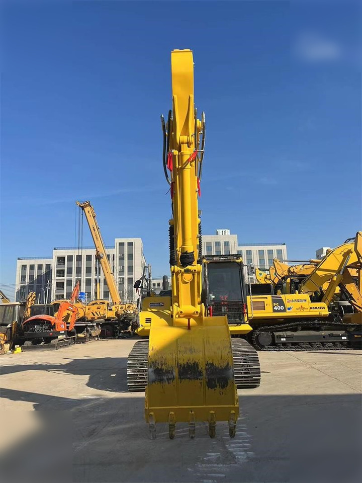 KOMATSU PC200-8N1 - Kettenbagger: das Bild 4 KOMATSU PC200-8N1 - Kettenbagger: das Bild 4