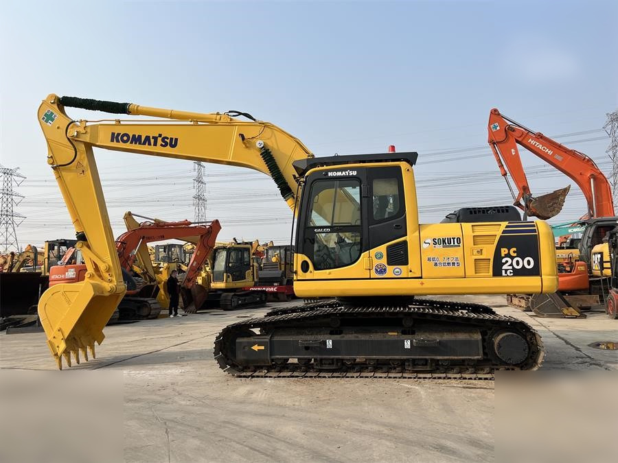 KOMATSU PC200 LC-8 - Kettenbagger: das Bild 1 KOMATSU PC200 LC-8 - Kettenbagger: das Bild 1