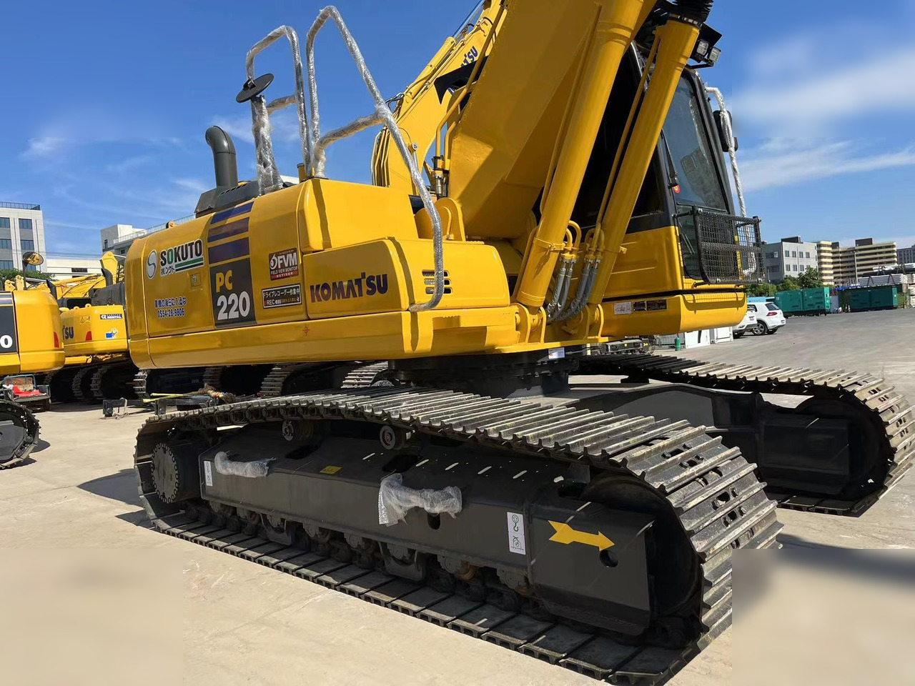 KOMATSU PC220-8 - Kettenbagger: das Bild 5 KOMATSU PC220-8 - Kettenbagger: das Bild 5