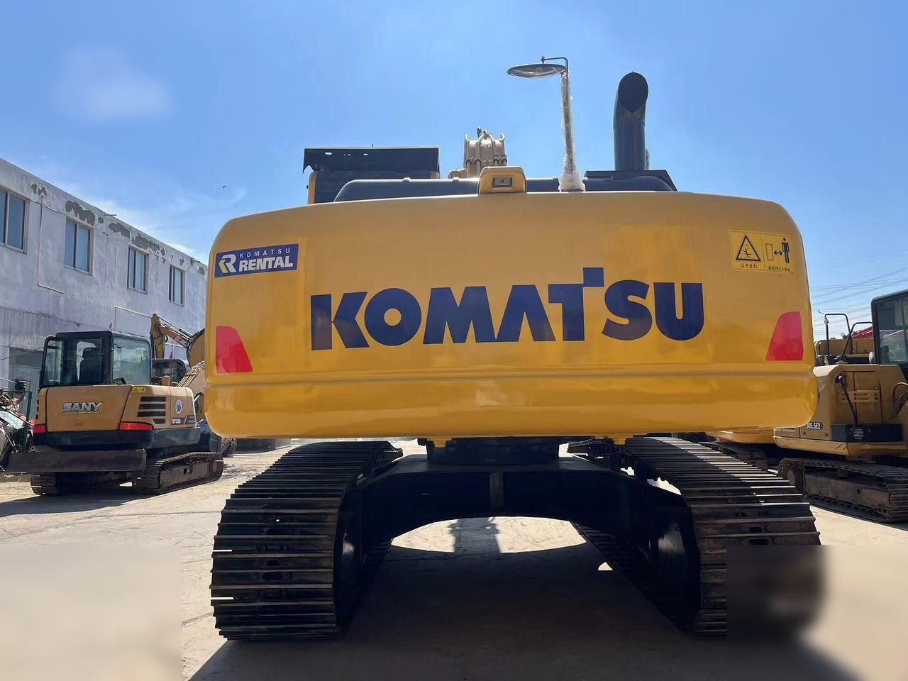 KOMATSU PC220-8 - Kettenbagger: das Bild 4 KOMATSU PC220-8 - Kettenbagger: das Bild 4