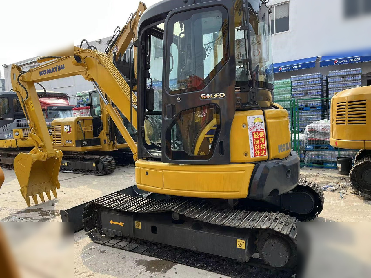 KOMATSU PC55MR-2 - Minibagger: das Bild 3 KOMATSU PC55MR-2 - Minibagger: das Bild 3