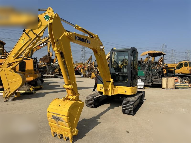 KOMATSU PC55MR-3 - Minibagger: das Bild 5 KOMATSU PC55MR-3 - Minibagger: das Bild 5