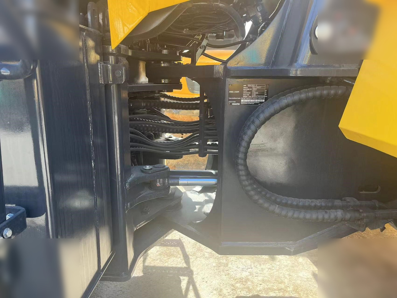 Radlader KOMATSU WA380-3: das Bild 9