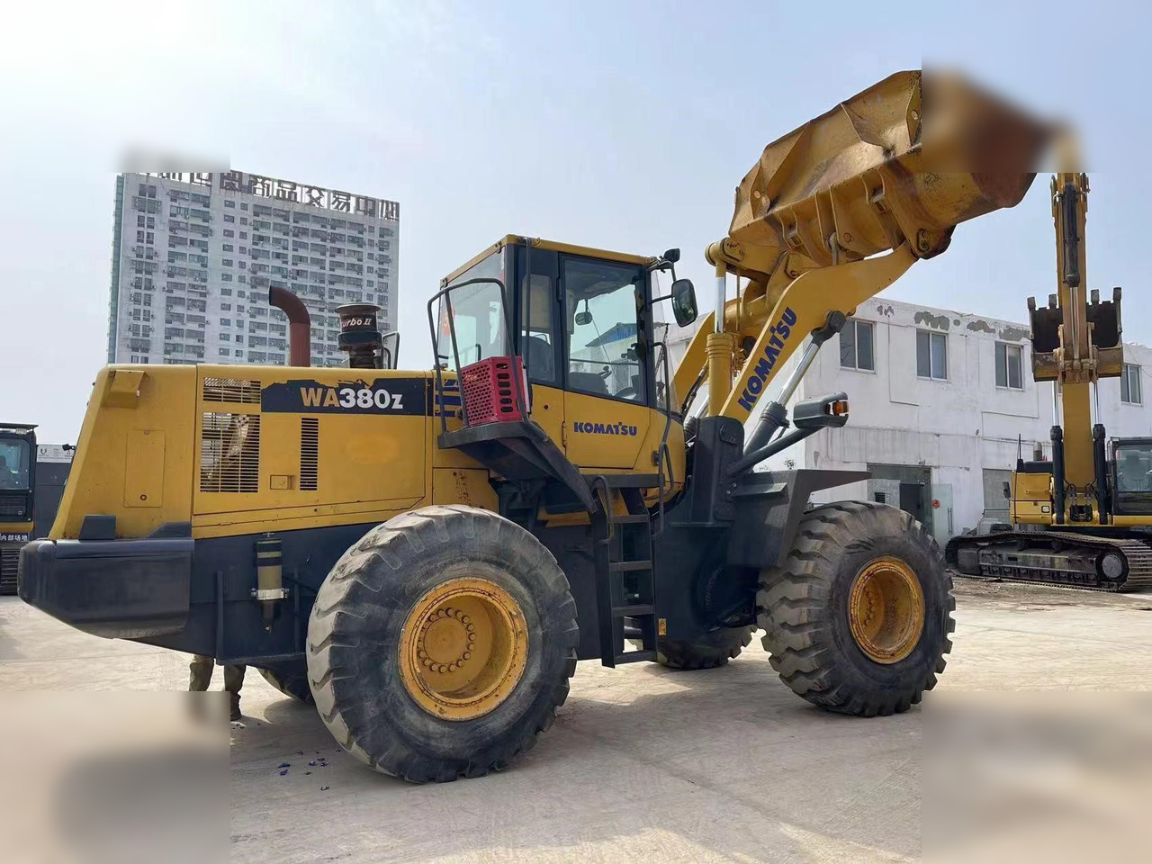 KOMATSU WA380Z-6 - Radlader: das Bild 1 KOMATSU WA380Z-6 - Radlader: das Bild 1
