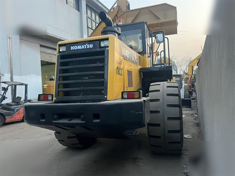 KOMATSU WA470-3 - Radlader: das Bild 4 KOMATSU WA470-3 - Radlader: das Bild 4