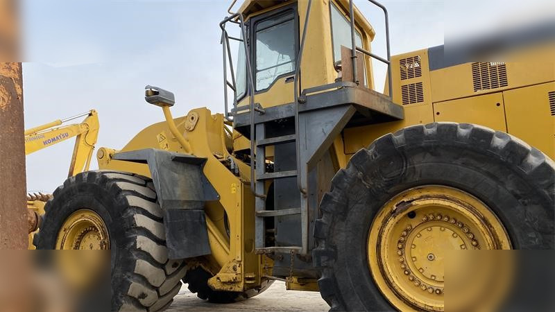 KOMATSU WA600-3 - Radlader: das Bild 4 KOMATSU WA600-3 - Radlader: das Bild 4