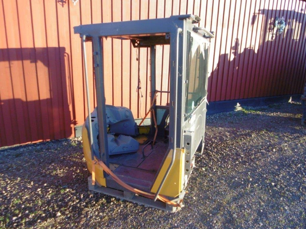 Hytt Volvo L60F - Fahrerhaus für Baumaschine: das Bild 2 Hytt Volvo L60F - Fahrerhaus für Baumaschine: das Bild 2