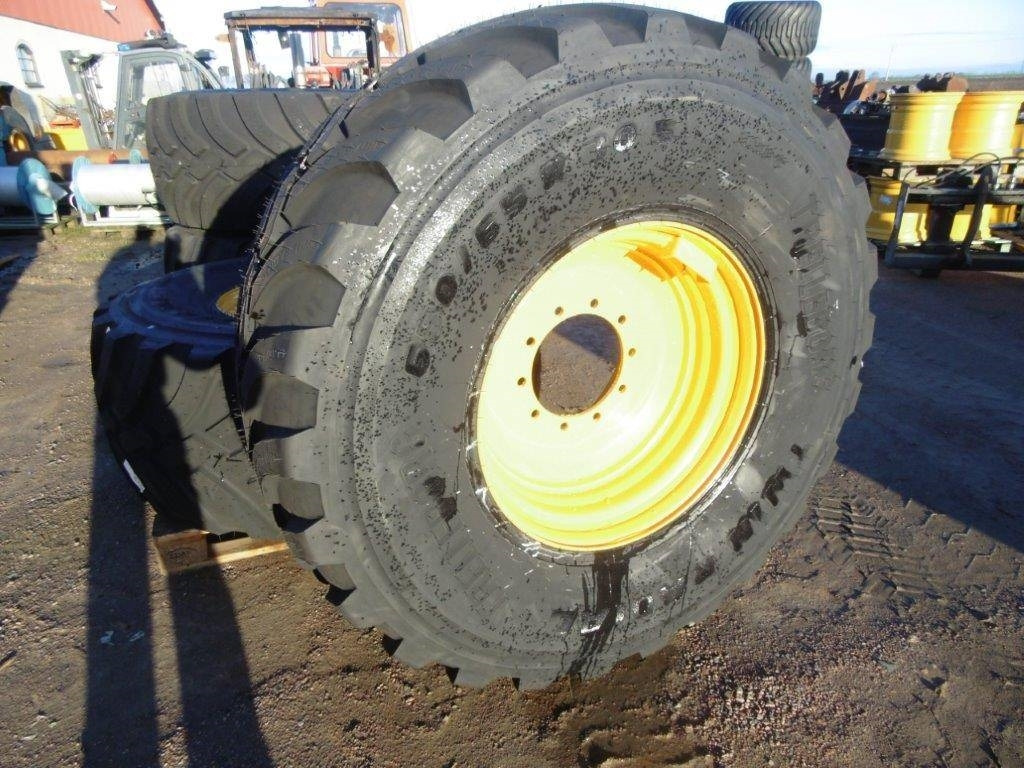Trelleborg Twin 650-65-30,5 - Komplettrad: das Bild 2 Trelleborg Twin 650-65-30,5 - Komplettrad: das Bild 2