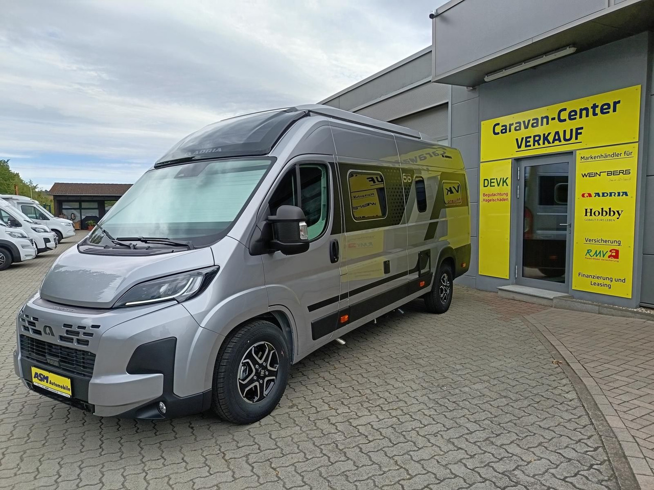 Adria Twin "60Y" 640 SGX 4,25MAXI*JUBILEE*AUFSTELLDACH - Camper Van: das Bild 3 Adria Twin "60Y" 640 SGX 4,25MAXI*JUBILEE*AUFSTELLDACH - Camper Van: das Bild 3