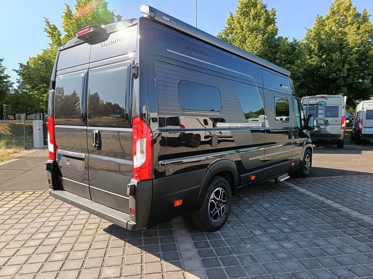 Adria Twin Edition 640 SGX Maxi 132kW*138L KÜHLSCHRANK - Camper Van: das Bild 5 Adria Twin Edition 640 SGX Maxi 132kW*138L KÜHLSCHRANK - Camper Van: das Bild 5