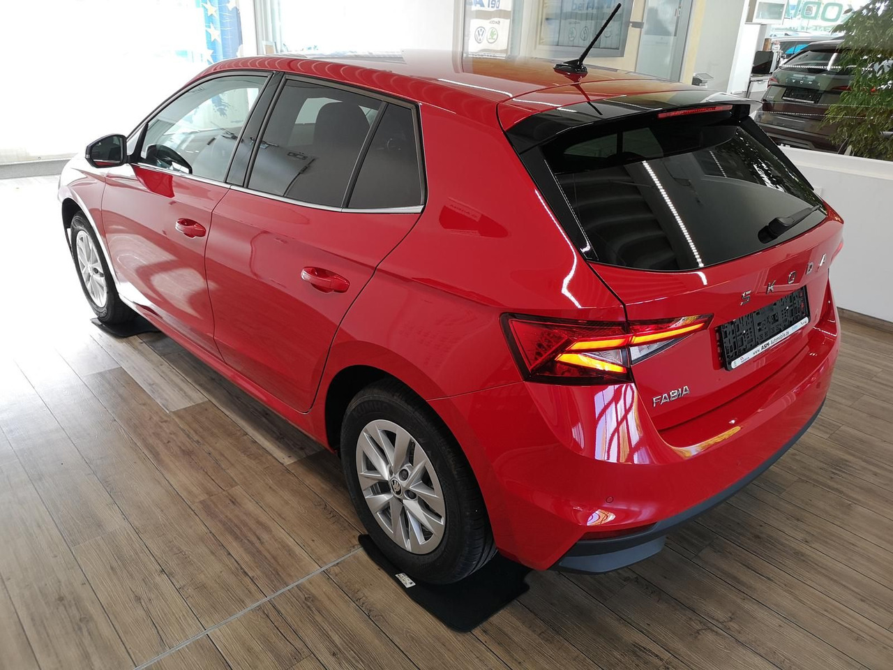 Skoda Fabia Selection 1,0TSIDSG+AHK-VORBER+LED+DAB+SHZ - Limousine: das Bild 3 Skoda Fabia Selection 1,0TSIDSG+AHK-VORBER+LED+DAB+SHZ - Limousine: das Bild 3