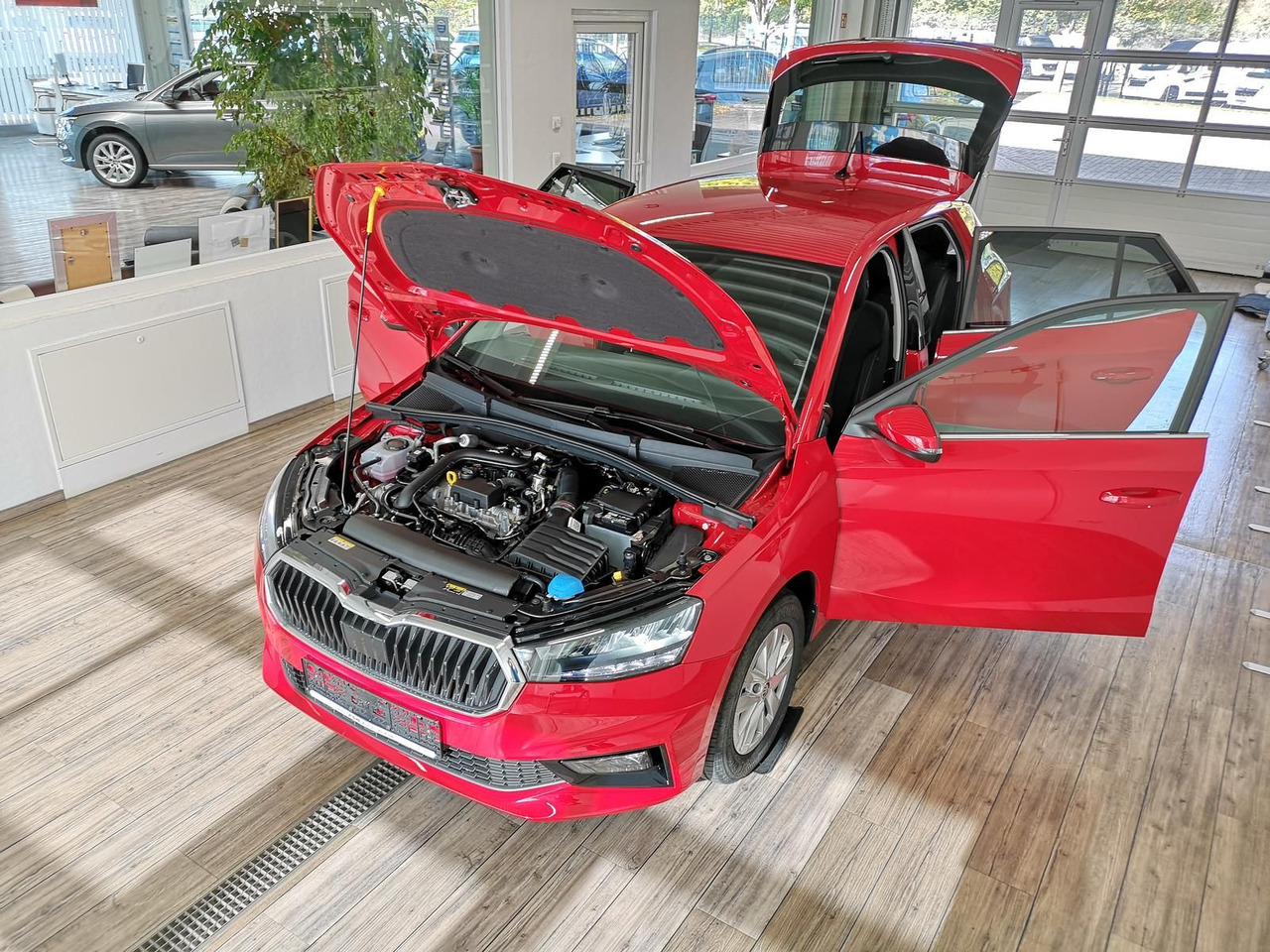 Skoda Fabia Selection 1,0TSIDSG+AHK-VORBER+LED+DAB+SHZ - Limousine: das Bild 5 Skoda Fabia Selection 1,0TSIDSG+AHK-VORBER+LED+DAB+SHZ - Limousine: das Bild 5