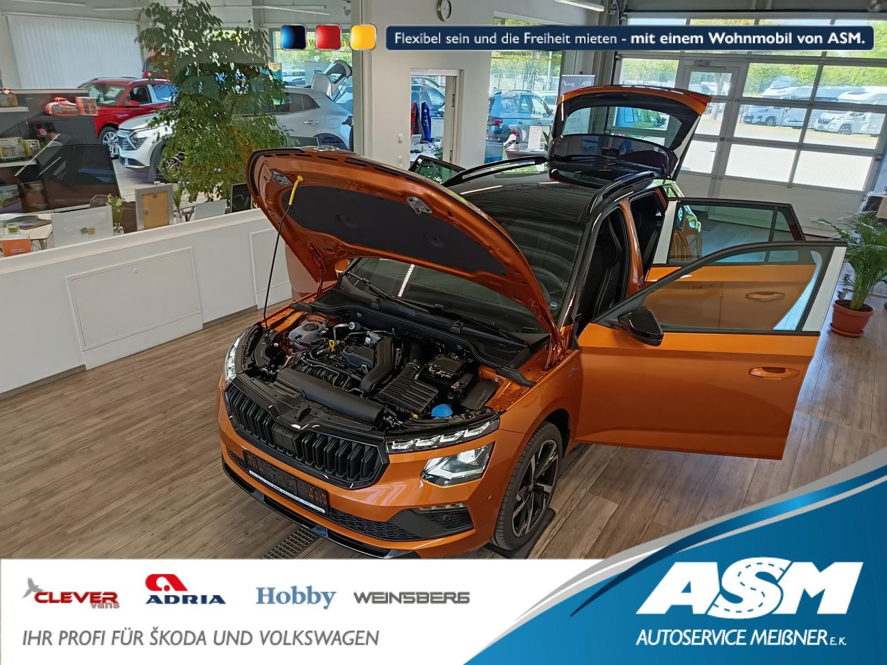 Skoda Kamiq Monte Carlo 1,5 TSI DSG*PANO*AHK*5J.GARANT - SUV/ Geländewagen: das Bild 1 Skoda Kamiq Monte Carlo 1,5 TSI DSG*PANO*AHK*5J.GARANT - SUV/ Geländewagen: das Bild 1
