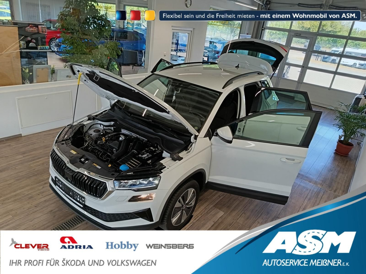 Skoda Karoq Style 1,5TSI DSG*AHK-VORBER*NAVI*LED*R-KAM - SUV/ Geländewagen: das Bild 1 Skoda Karoq Style 1,5TSI DSG*AHK-VORBER*NAVI*LED*R-KAM - SUV/ Geländewagen: das Bild 1