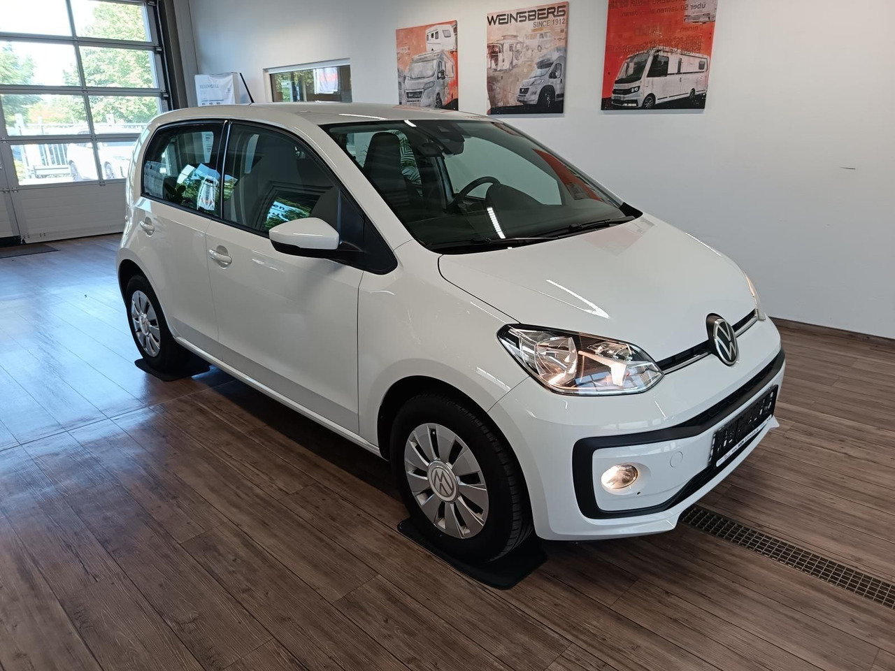 Volkswagen up! move up! 1.0*R-KAM*PDC*SHZ*MAPS+MORE*DAB*NSW - PKW: das Bild 3 Volkswagen up! move up! 1.0*R-KAM*PDC*SHZ*MAPS+MORE*DAB*NSW - PKW: das Bild 3