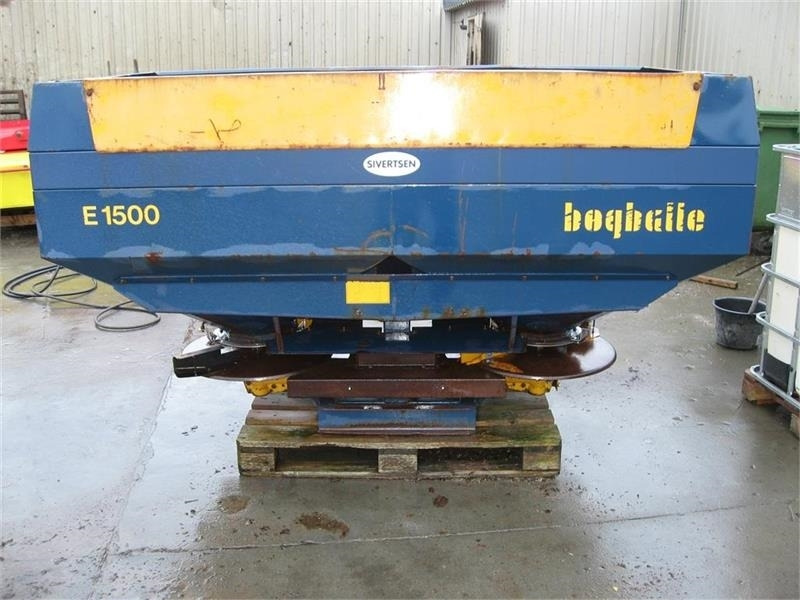 Bogballe E1900 Calibrator - Dungstreuer: das Bild 1 Bogballe E1900 Calibrator - Dungstreuer: das Bild 1