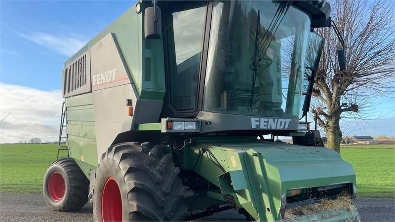 Fendt 6330 - Mähdrescher: das Bild 2 Fendt 6330 - Mähdrescher: das Bild 2
