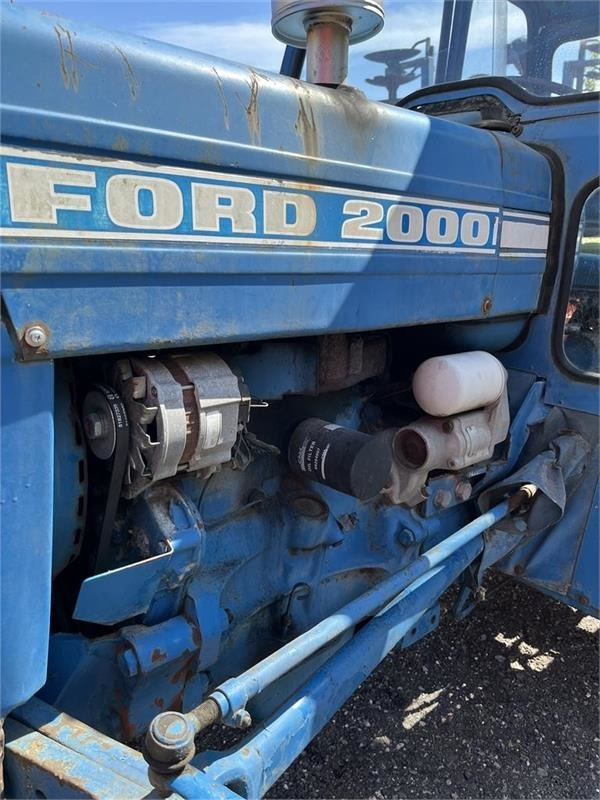 Ford 2000 - Traktor: das Bild 3 Ford 2000 - Traktor: das Bild 3