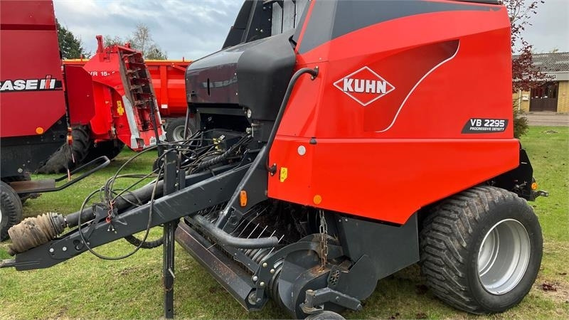 Kuhn VB 2295 - Rundballenpresse: das Bild 1 Kuhn VB 2295 - Rundballenpresse: das Bild 1