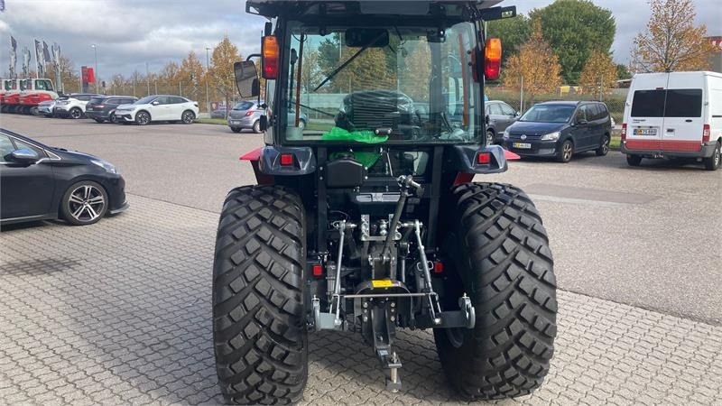 Kommunaltraktor Massey Ferguson 1765 M HC: das Bild 6 Kommunaltraktor Massey Ferguson 1765 M HC: das Bild 6