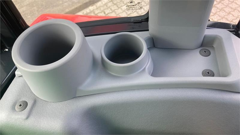 Kommunaltraktor Massey Ferguson 1765 M HC: das Bild 20 Kommunaltraktor Massey Ferguson 1765 M HC: das Bild 20