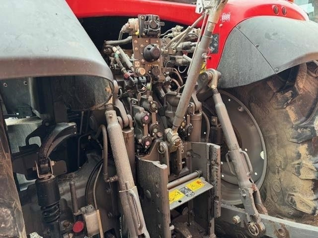 Massey Ferguson 7718S Dyna 6 Efficient inkl. FL4327 Frontlæsser - Traktor: das Bild 3 Massey Ferguson 7718S Dyna 6 Efficient inkl. FL4327 Frontlæsser - Traktor: das Bild 3