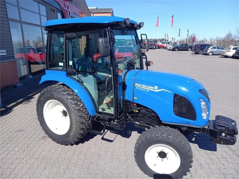 New Holland Boomer 55 - Kommunaltraktor: das Bild 2 New Holland Boomer 55 - Kommunaltraktor: das Bild 2