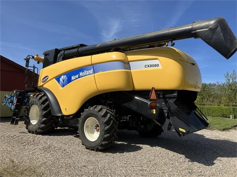 New Holland CX 8080 SLH - Mähdrescher: das Bild 4 New Holland CX 8080 SLH - Mähdrescher: das Bild 4