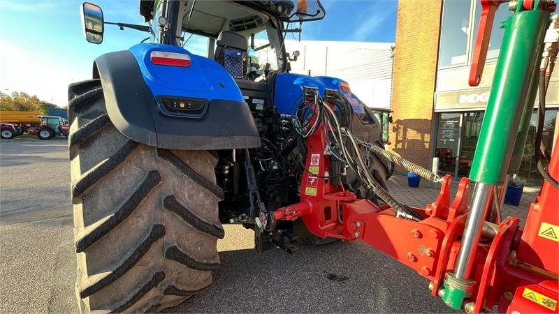 New Holland T7.315 HD AutoComand - Traktor: das Bild 4 New Holland T7.315 HD AutoComand - Traktor: das Bild 4