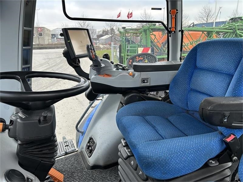 New Holland T8.435 Kun 2639 timer - Traktor: das Bild 3 New Holland T8.435 Kun 2639 timer - Traktor: das Bild 3
