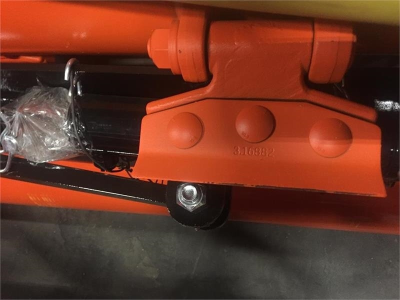 Perfect KM-300 Front og Bagmontering - Mähwerk: das Bild 4 Perfect KM-300 Front og Bagmontering - Mähwerk: das Bild 4