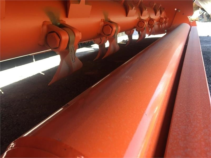 Perfect ZW-240 - Rasenmäher: das Bild 3 Perfect ZW-240 - Rasenmäher: das Bild 3