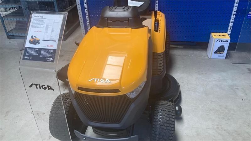 Stiga Tornado 5108 - Kommunaltraktor: das Bild 2 Stiga Tornado 5108 - Kommunaltraktor: das Bild 2